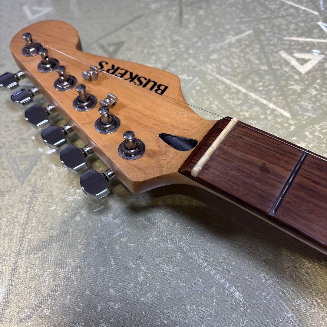 Mavis ストラト　BUSKER'S ストラト(ネックを外して発送)