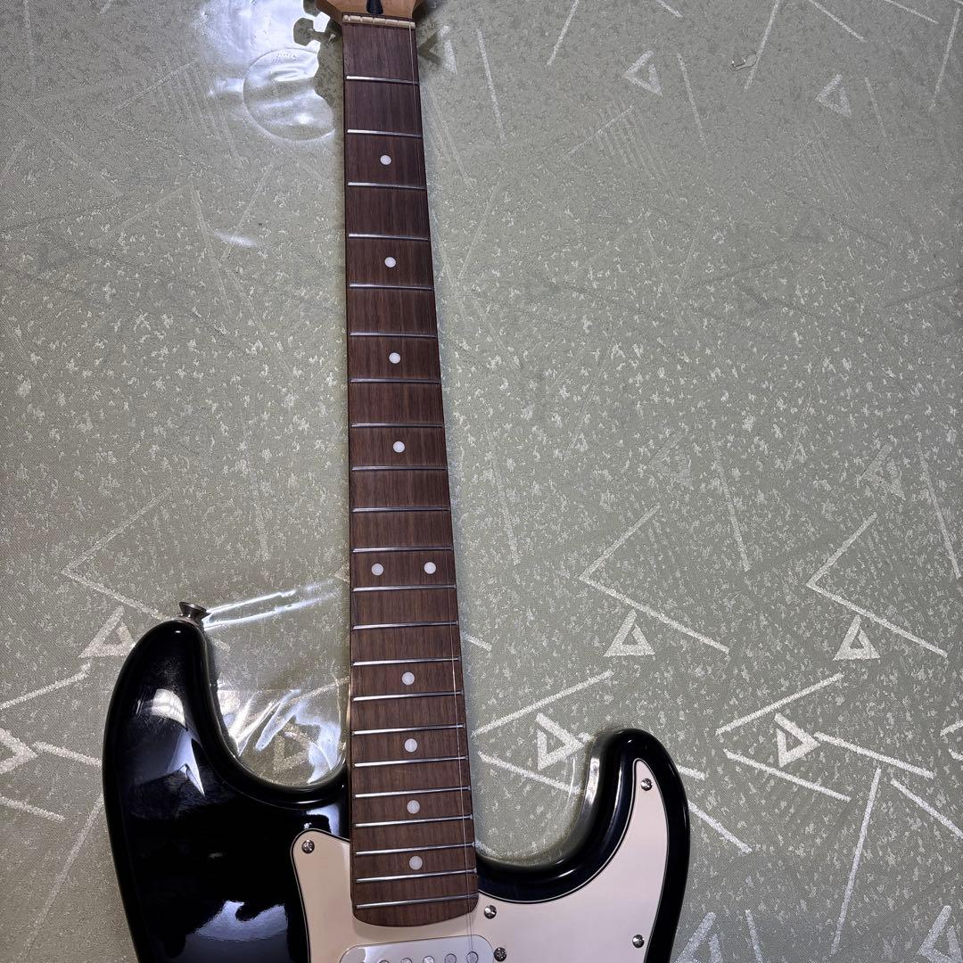 Mavis ストラト　BUSKER'S ストラト(ネックを外して発送)