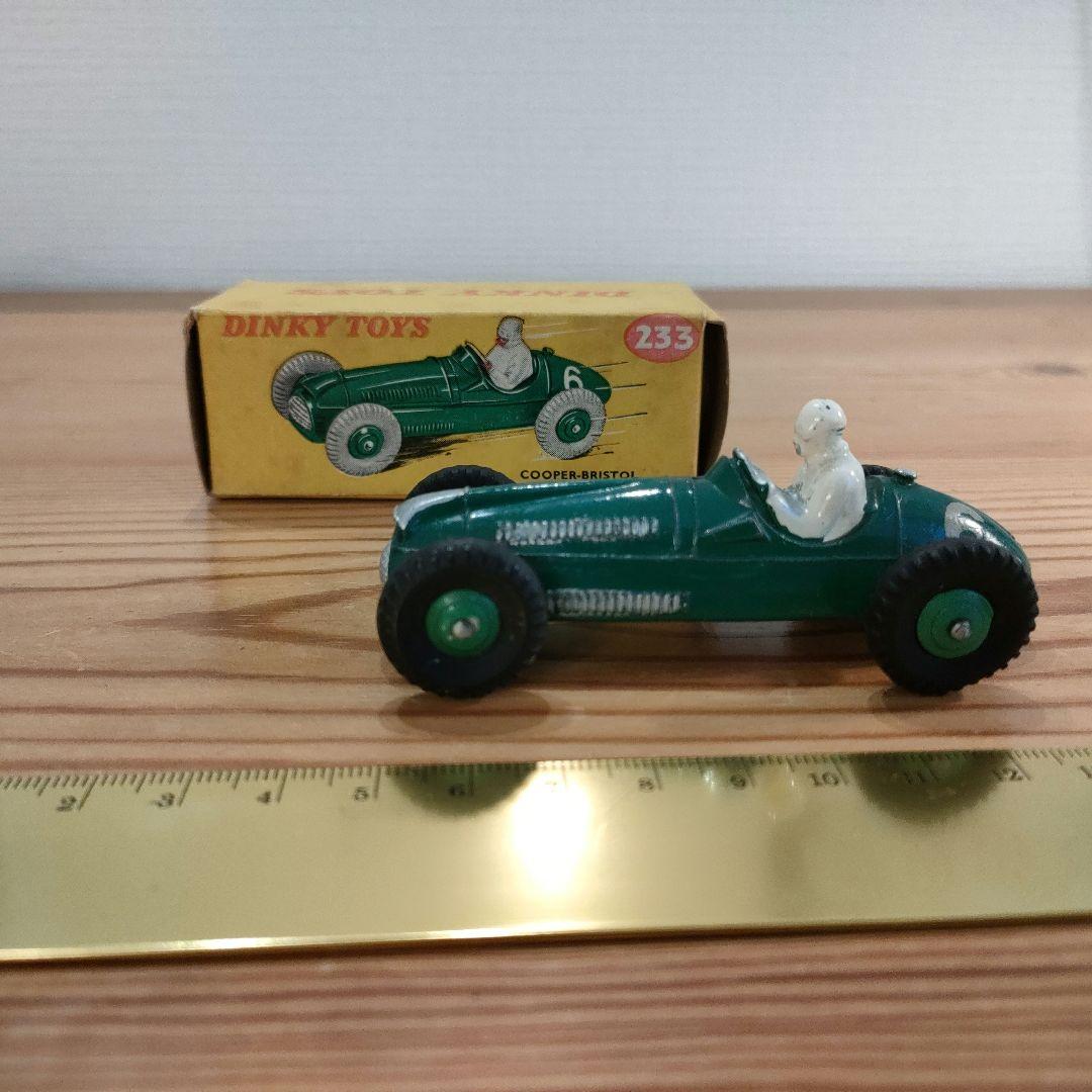 （1863）　DINKY TOYS　イギリス製　233　レーシングカー　クーパー