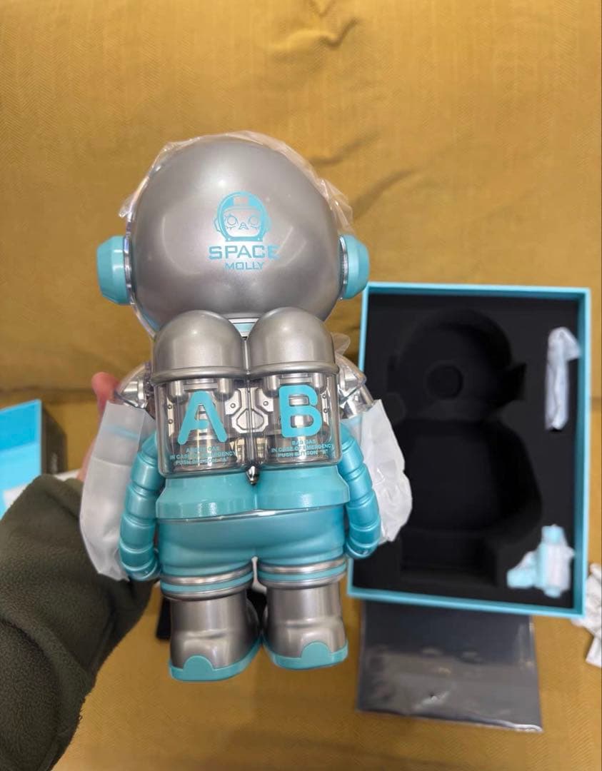 その他 POPMART MEGA SPACE MOLLY 400%