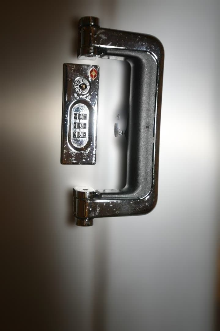 送料込！ZERO HALLIBURTON スーツケース ZR32T TASロック