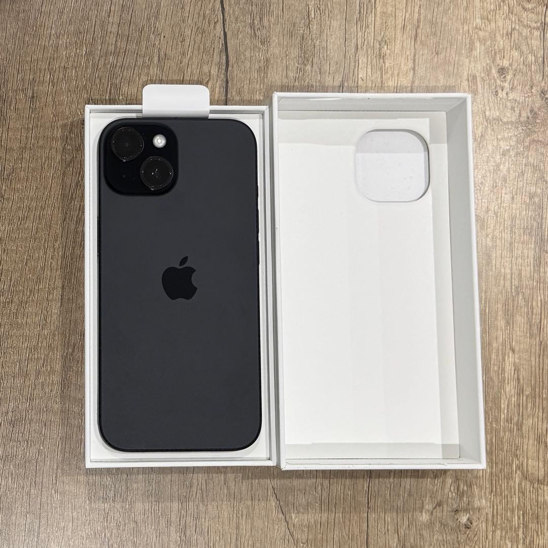 【Apple購入品】iPhone15 256GB バッテリー93%