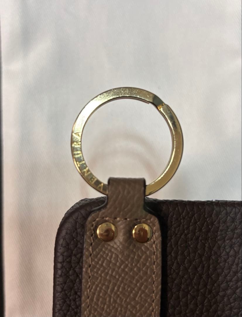 ボナベンチュラ ハンドル付き バックカバーケース シュリンクレザー