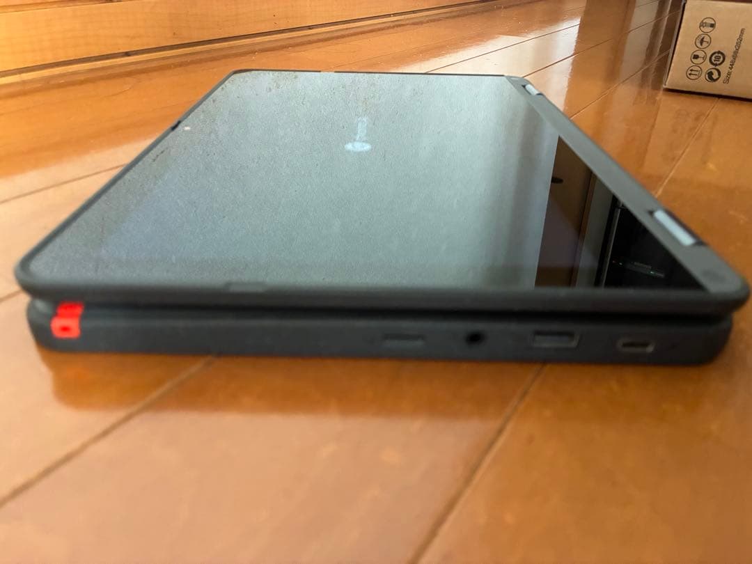 学校推奨　lenovo 300e Chromebook 3nd Gen