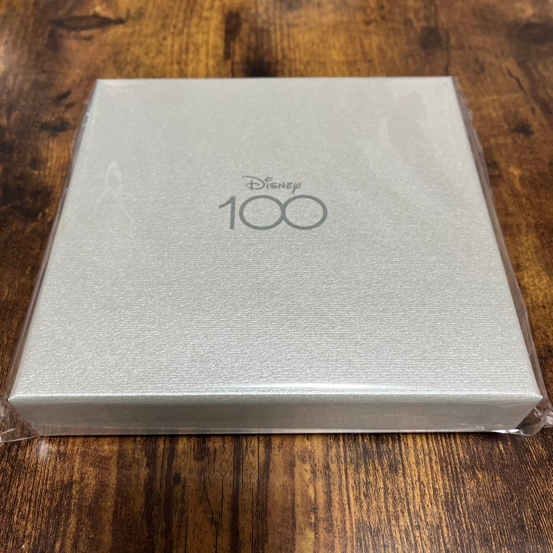 ＜Disney100＞記念Suica（カード＆収納ボックス）Bタイプ　タテ
