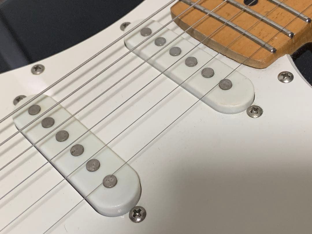 Juno ジュノ ST ストラトキャスター タイプ 黒 ブラック メイプル指板