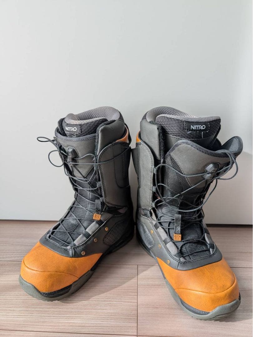NITRO CLOUD6 スノーボードブーツ ブラック/オレンジ(収納バッグ付)