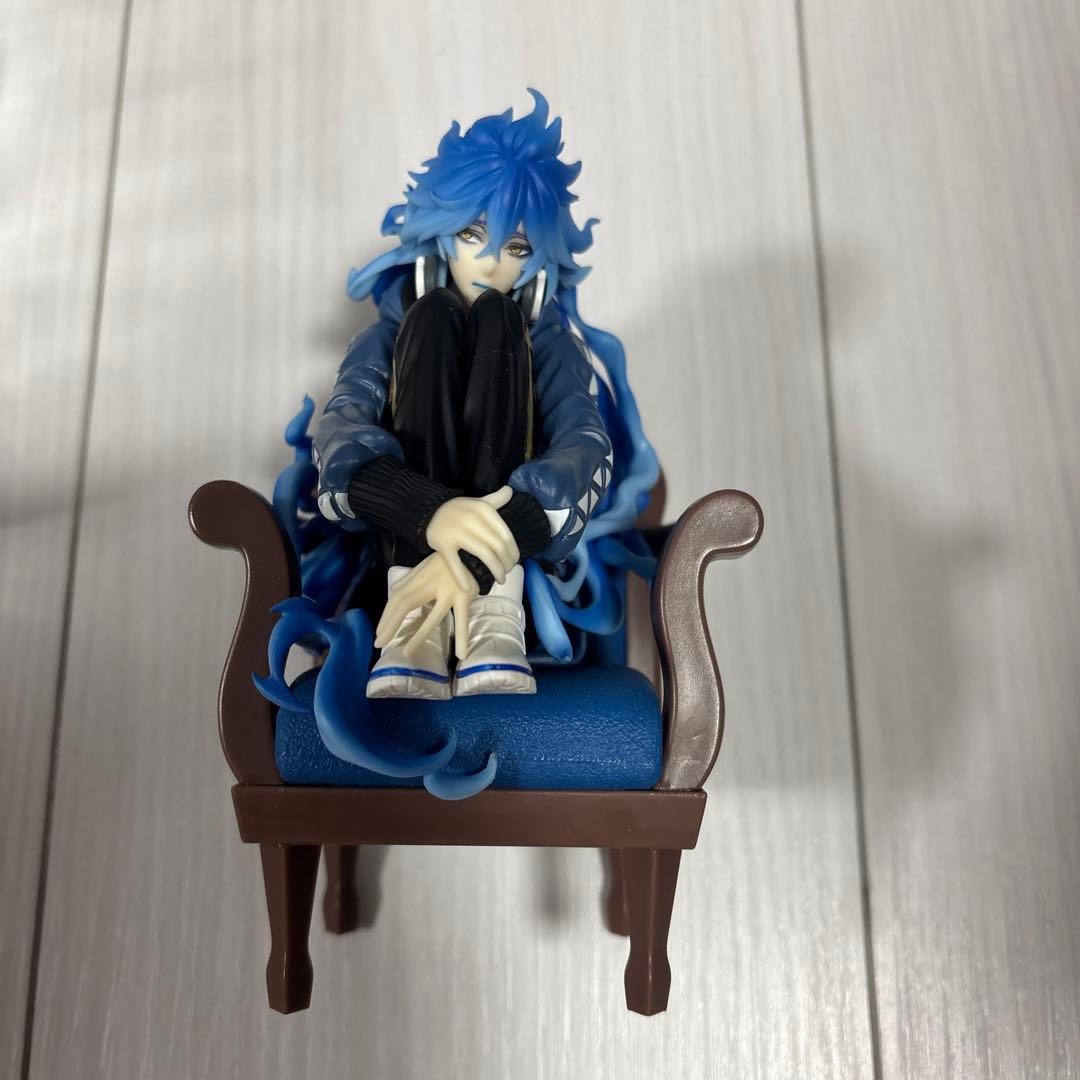 ツイステッドワンダーランド イデア・シュラウド イグニハイド フィギュア