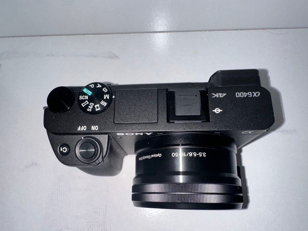 SONY α6400 パワーズームレンズキット　別売りバッテリーチャージャー付き