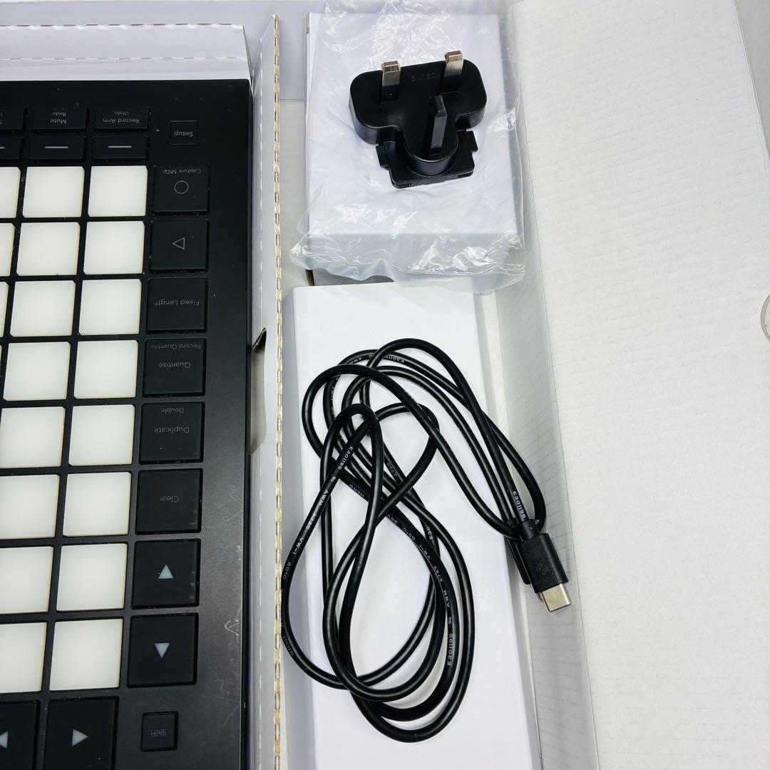 NOVATION Launchpad Pro MK3 MIDIパッド