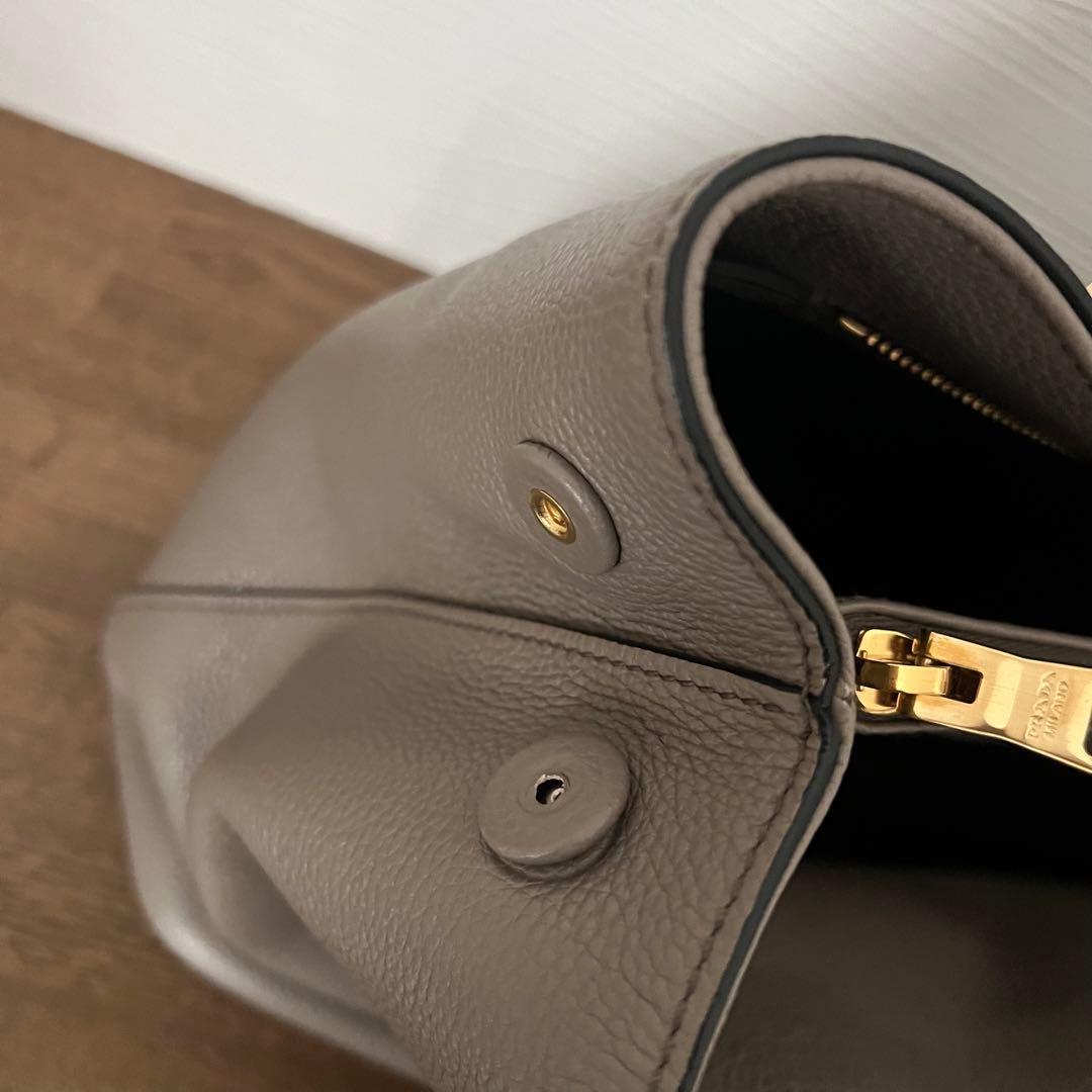 PRADA プラダ 2WAY トート ハンド バッグ レザー グレージュ