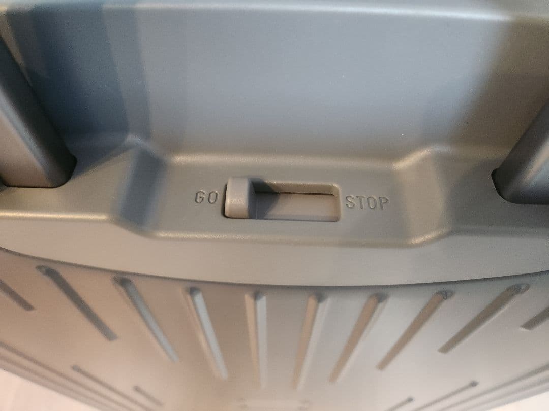 【新品未使用】イノベーターキャリーケースSadona Sage Grey 70L