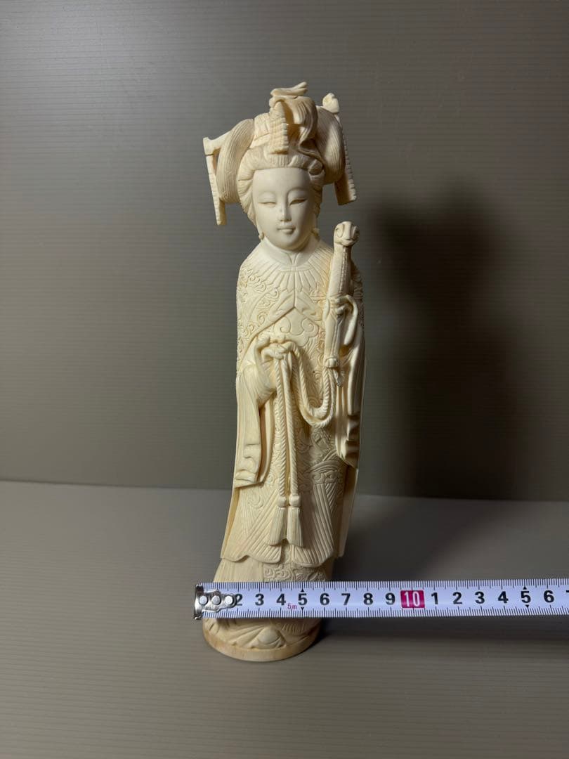 2103  古美術品　乾隆銘　細密彫刻女性像　置物　細密細工　骨董