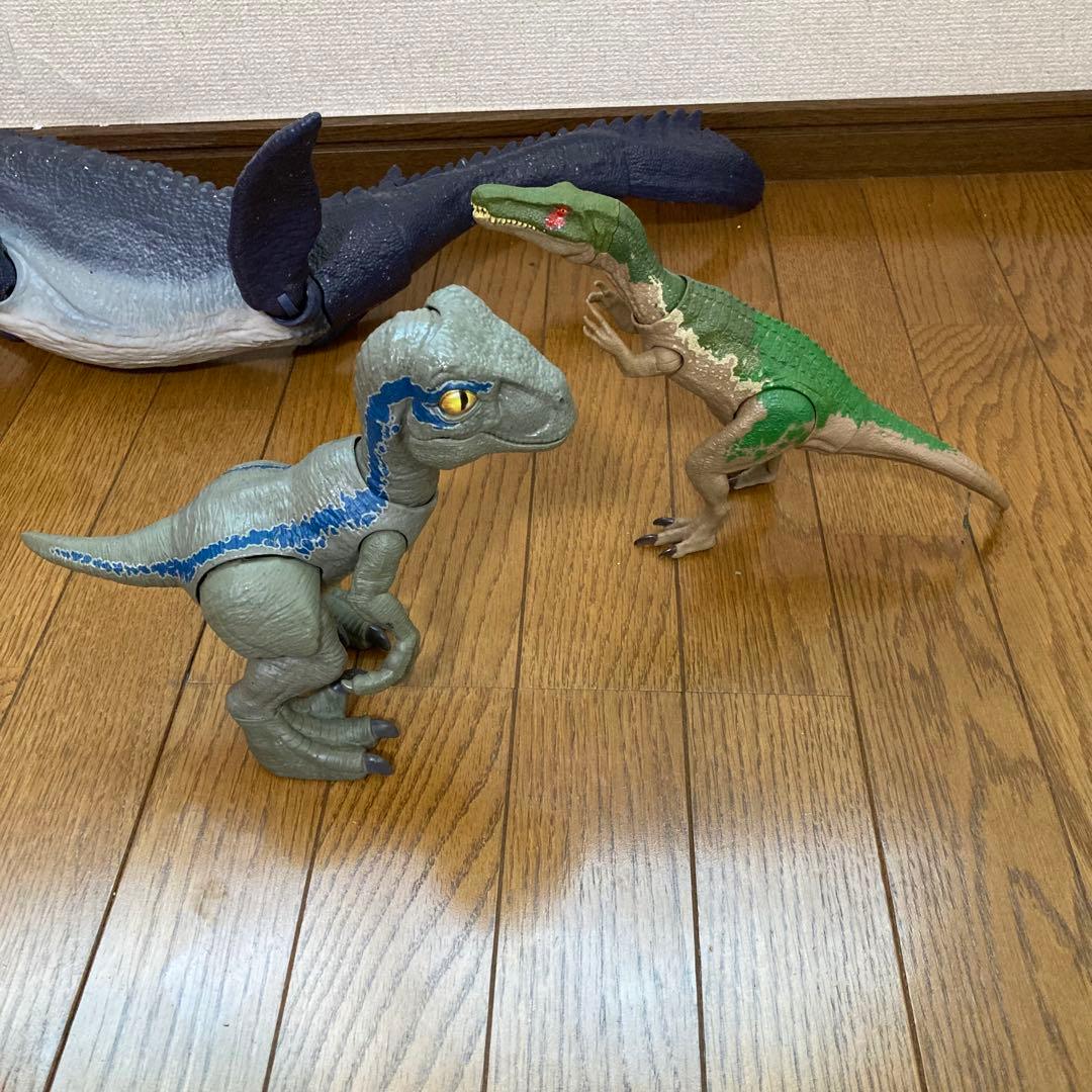 マテル ジュラシック・ワールド 恐竜模型　4体セット