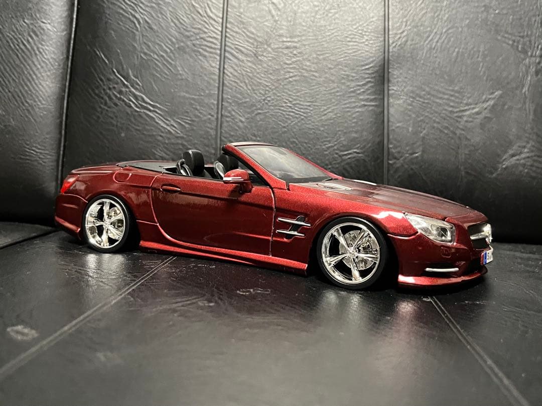 メルセデスベンツ　SLクラス　1/18