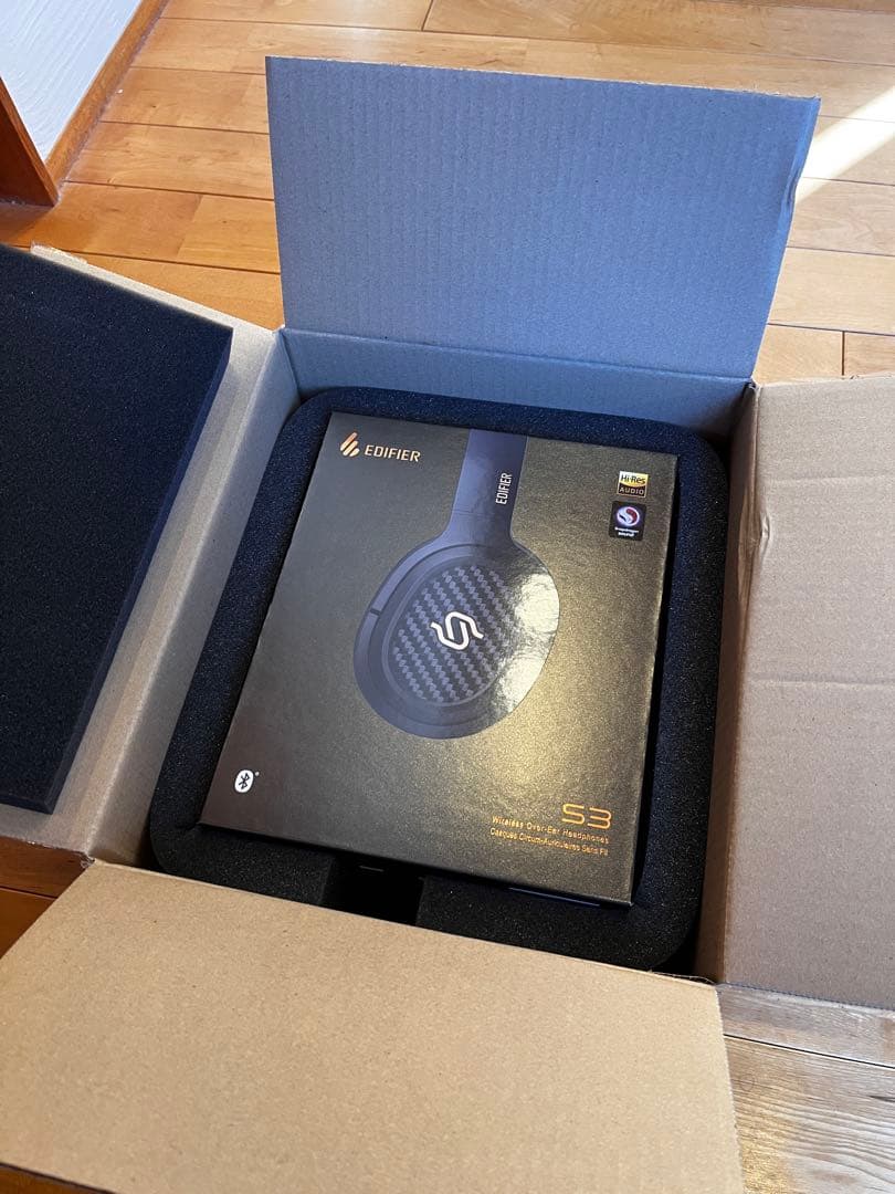 ワイヤレスヘッドホンEDIFIER STAX SPIRIT S3【付属品完備】