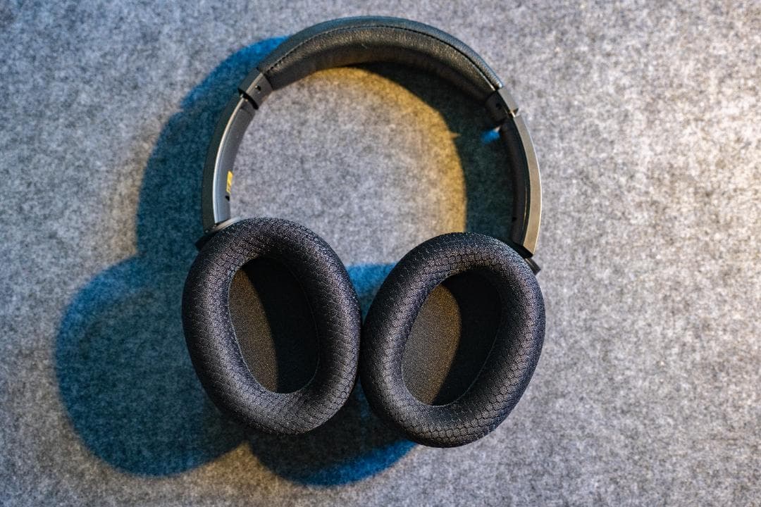 ワイヤレスヘッドホンEDIFIER STAX SPIRIT S3【付属品完備】