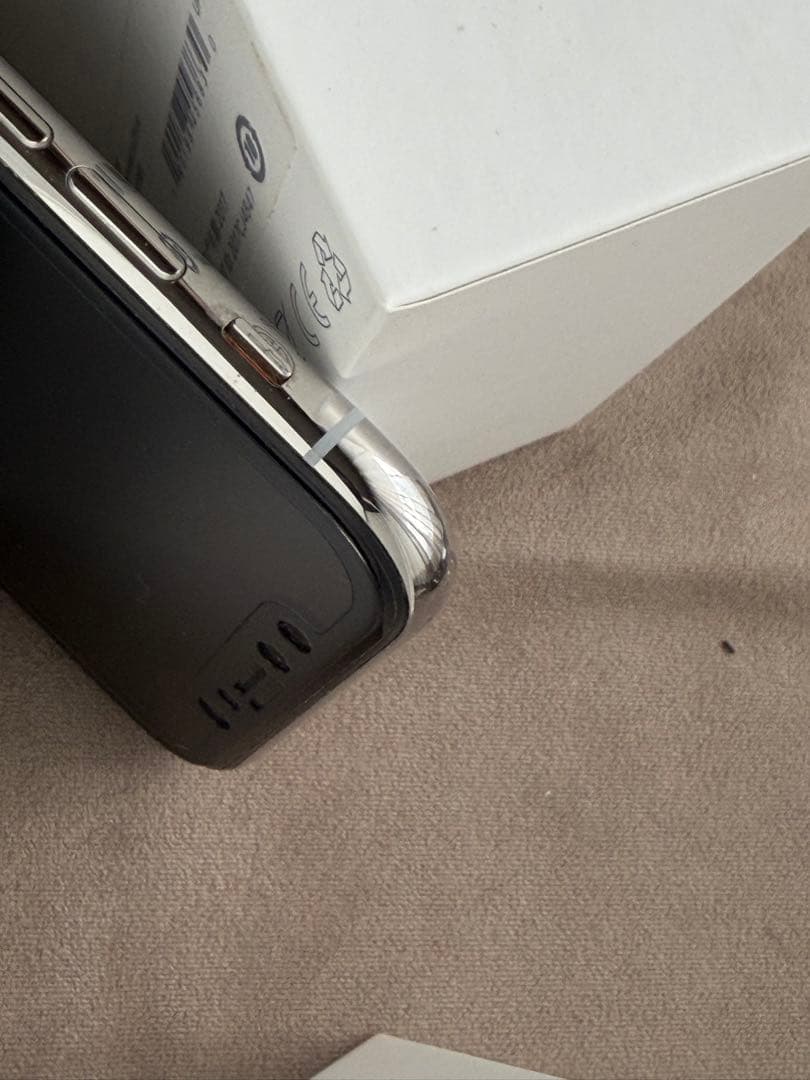 希少iPhoneX 中国版SIMフリー完全無言