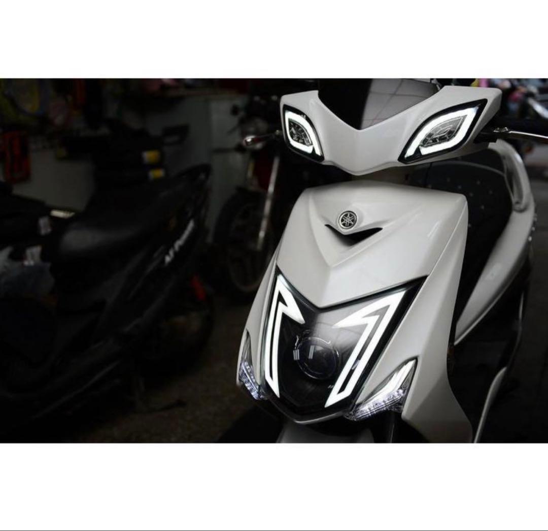 ヤマハシグナスX 3型用　GMS LEDウインカー