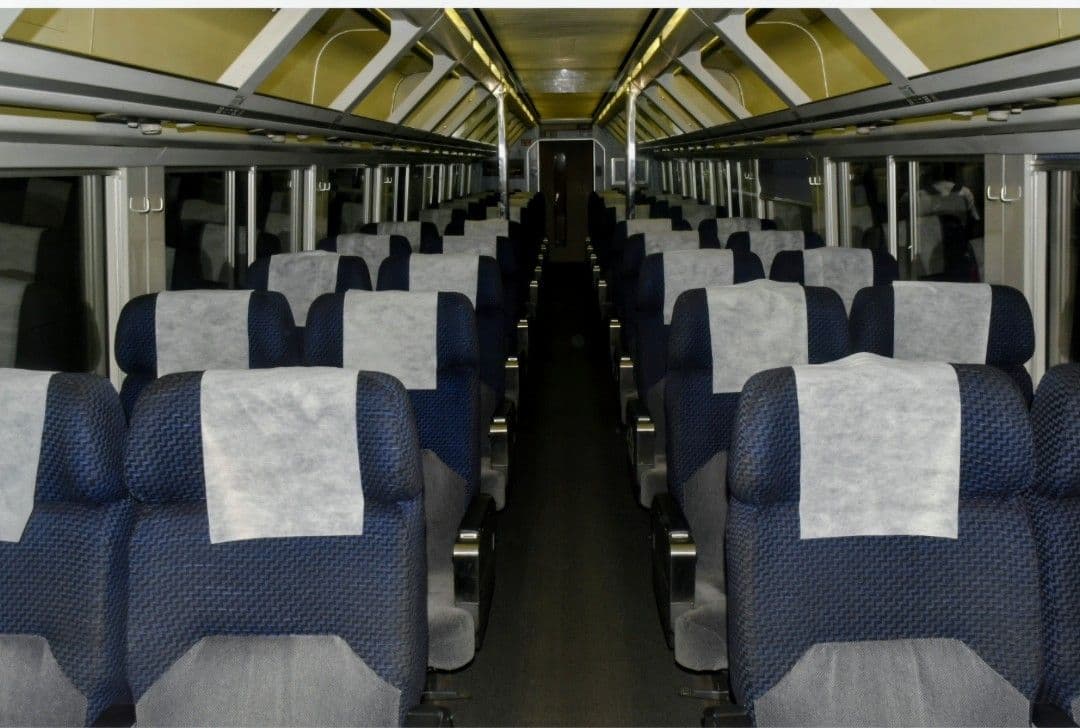 255系 房総ビューわかしお・しおさい　【グリーン車二人用座席座面（右側）】