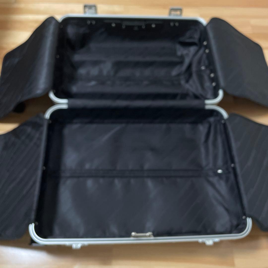 ZERO HALLIBURTON アルミスーツケース　31L