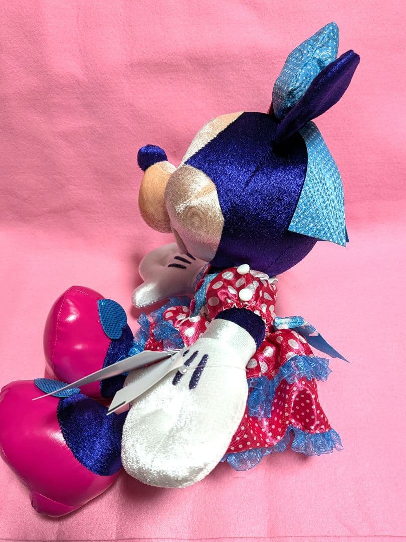 ディズニー新品タグ付　ミニー 　ぬいぐるみ パルパルーザ ファンダーランド