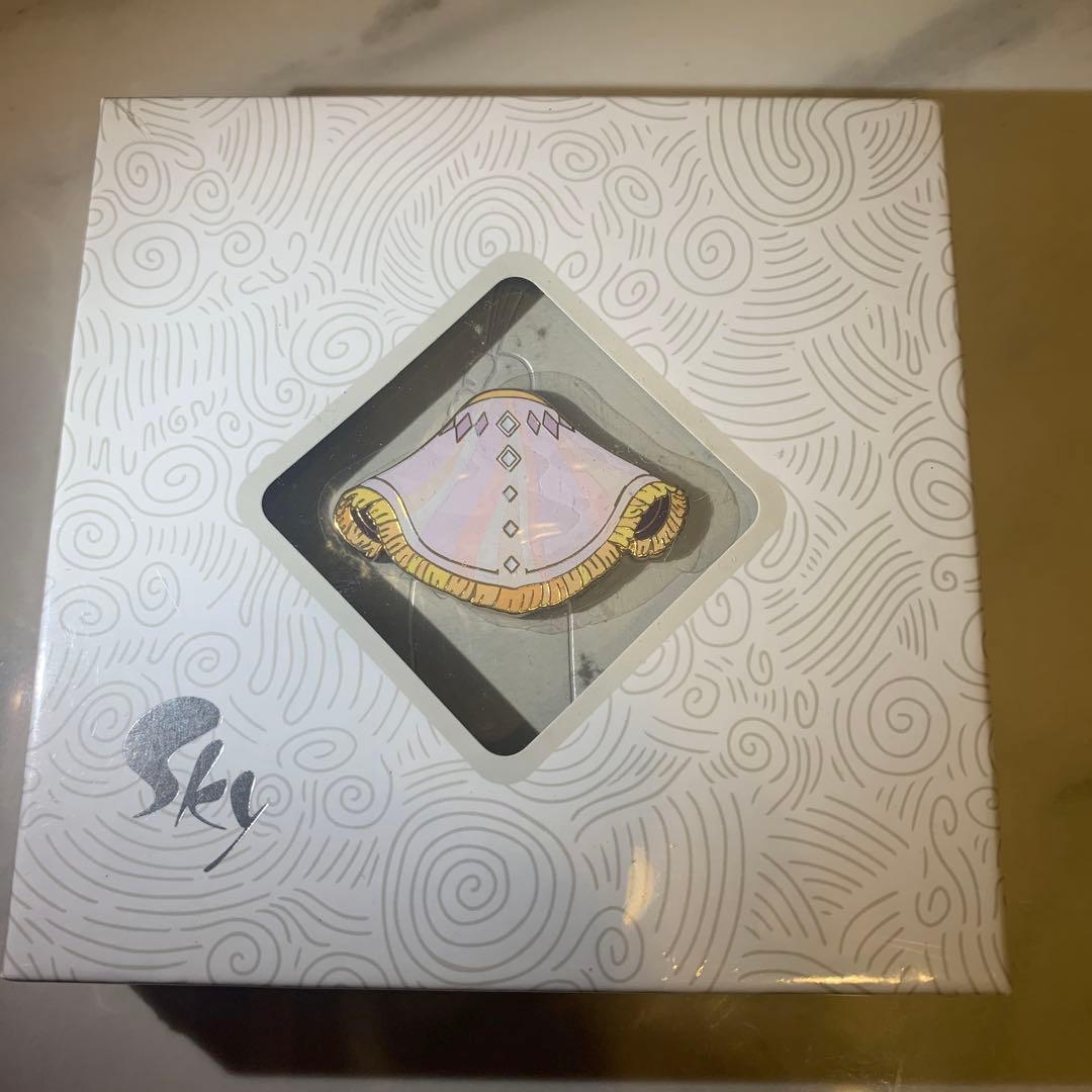 Sky星を紡ぐ子供たち 想いを編む賢者のケープ ピンバッジ