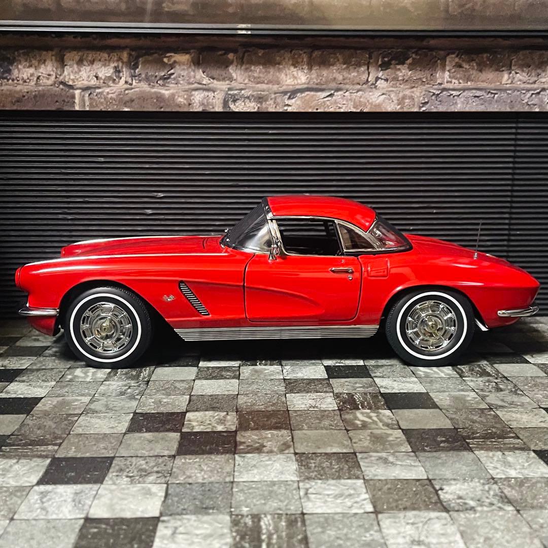1/18 AUTOart シボレー コルベット C1 1962 最終型
