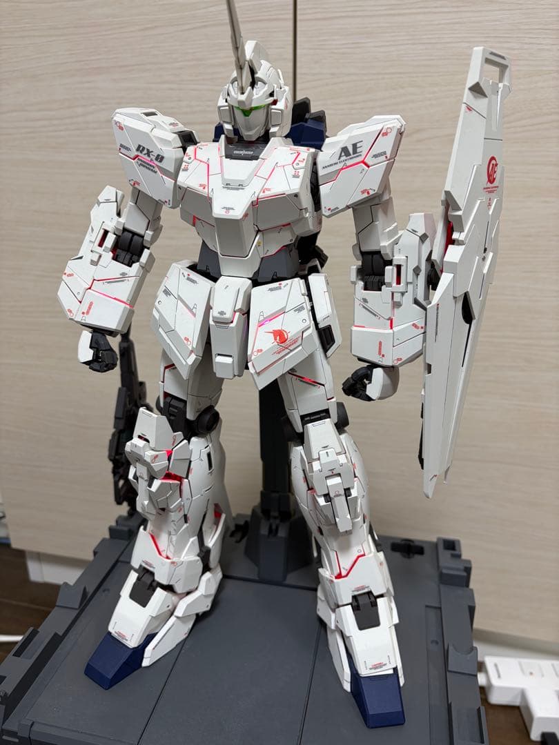 バンダイPG RX-0 ユニコーンガンダム 1/60LEDユニット完成品