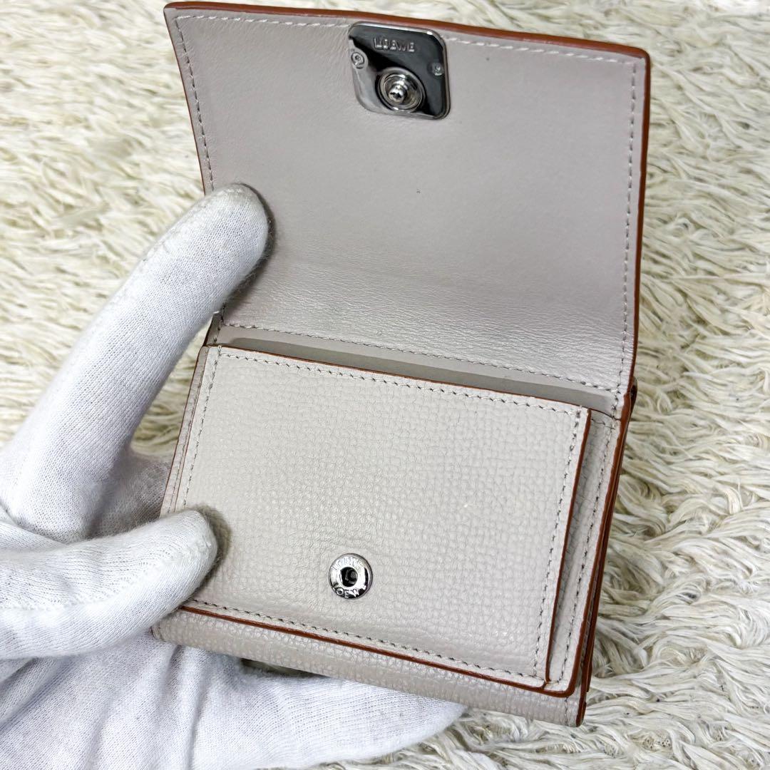 【美品】ロエベ トライフォールドウォレット アナグラム ペブルグレインカーフ