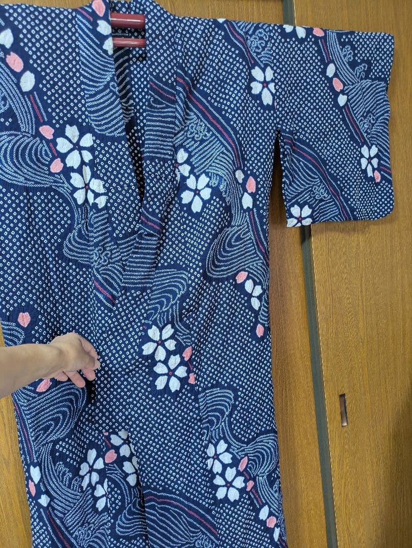 有松鳴海絞りの浴衣　紺色