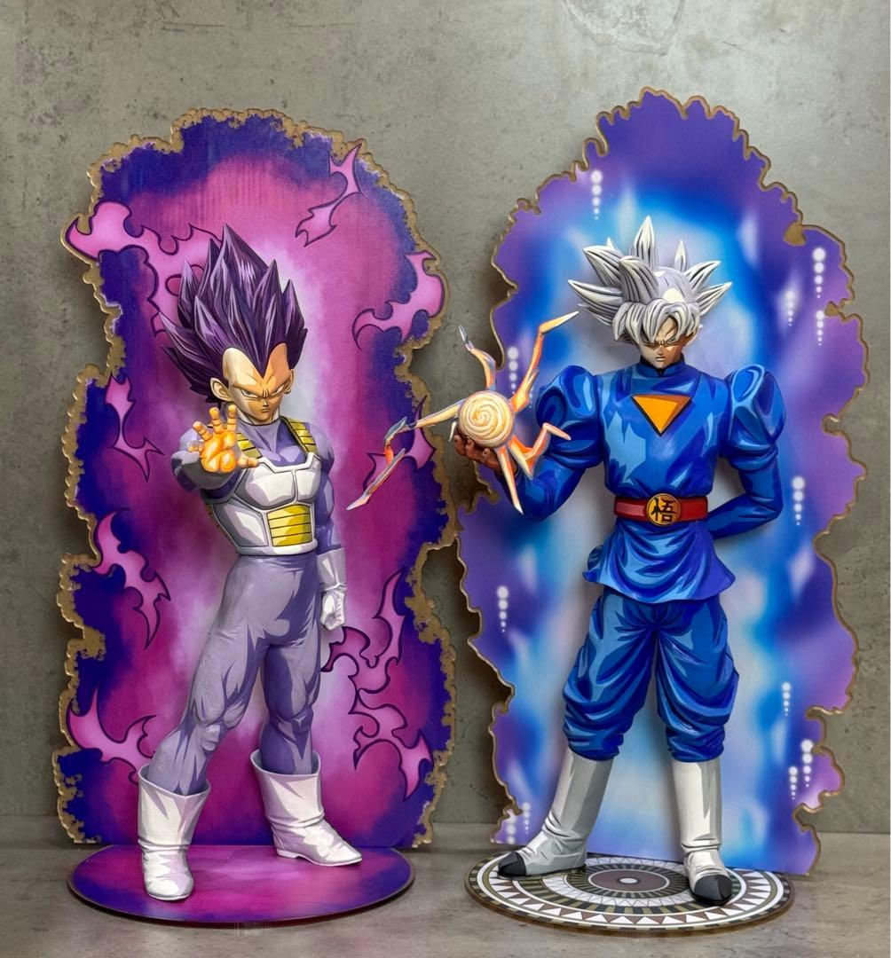 ドラゴンボール ベジータフィギュア紫台座付き