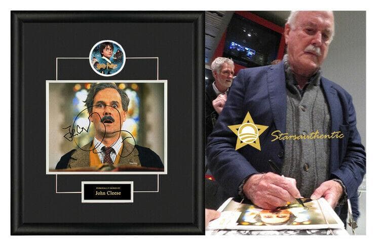 直筆サイン入り写真 ジョン・クリーズ ハリー・ポッターと賢者の石 SA鑑定済