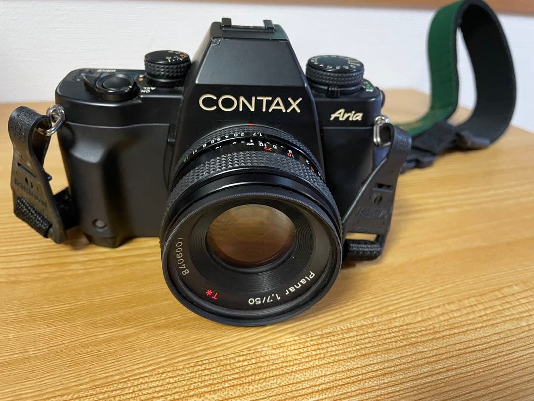 CONTAX Aria 一眼レフカメラ レンズ付き