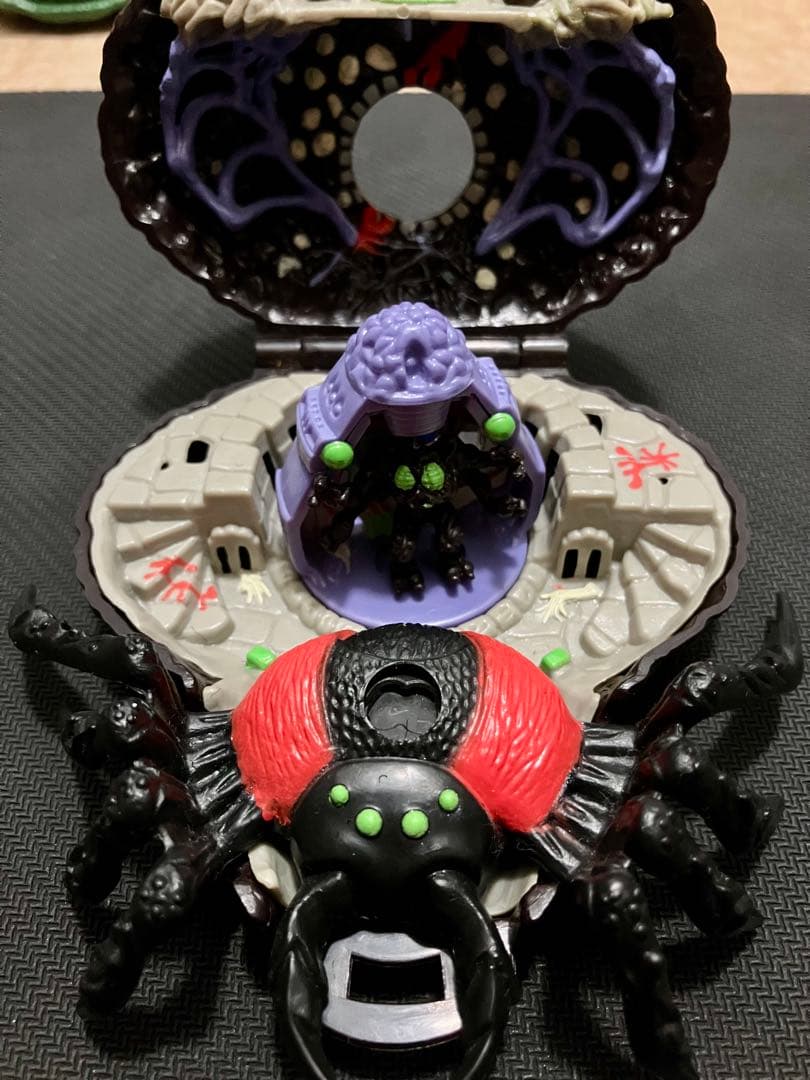 マイティマックス　ドゥームゾーン　毒蜘蛛アラクノイド　MightyMax