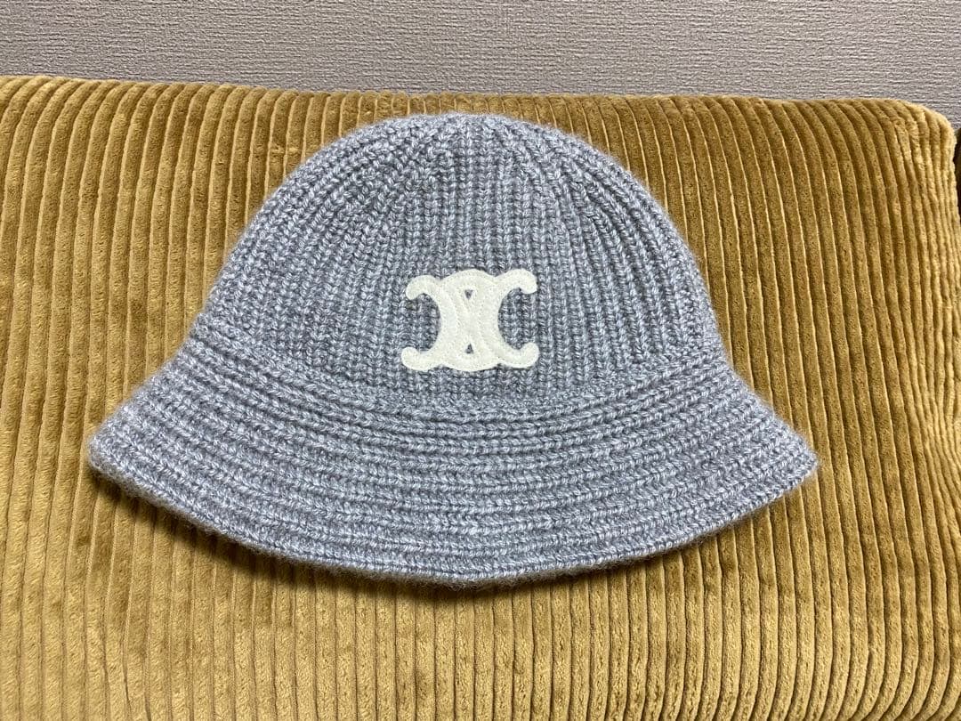CELINE バケットニット帽