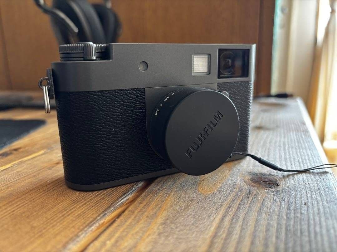 FUJIFILM x half X-HF1 チャコールシルバー　フィルター付