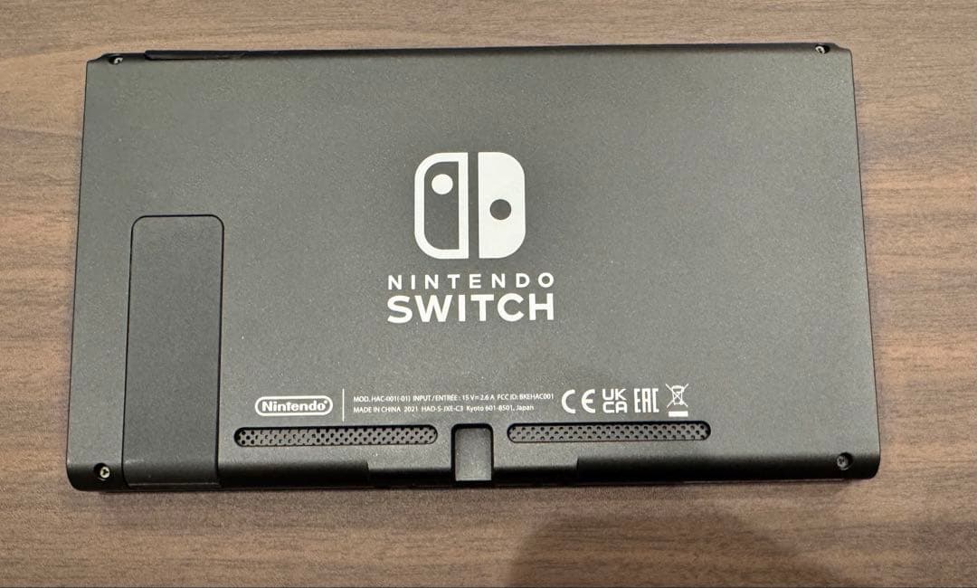 A 【美品・完品】Switch 本体 グレー 新型 バッテリー強化版