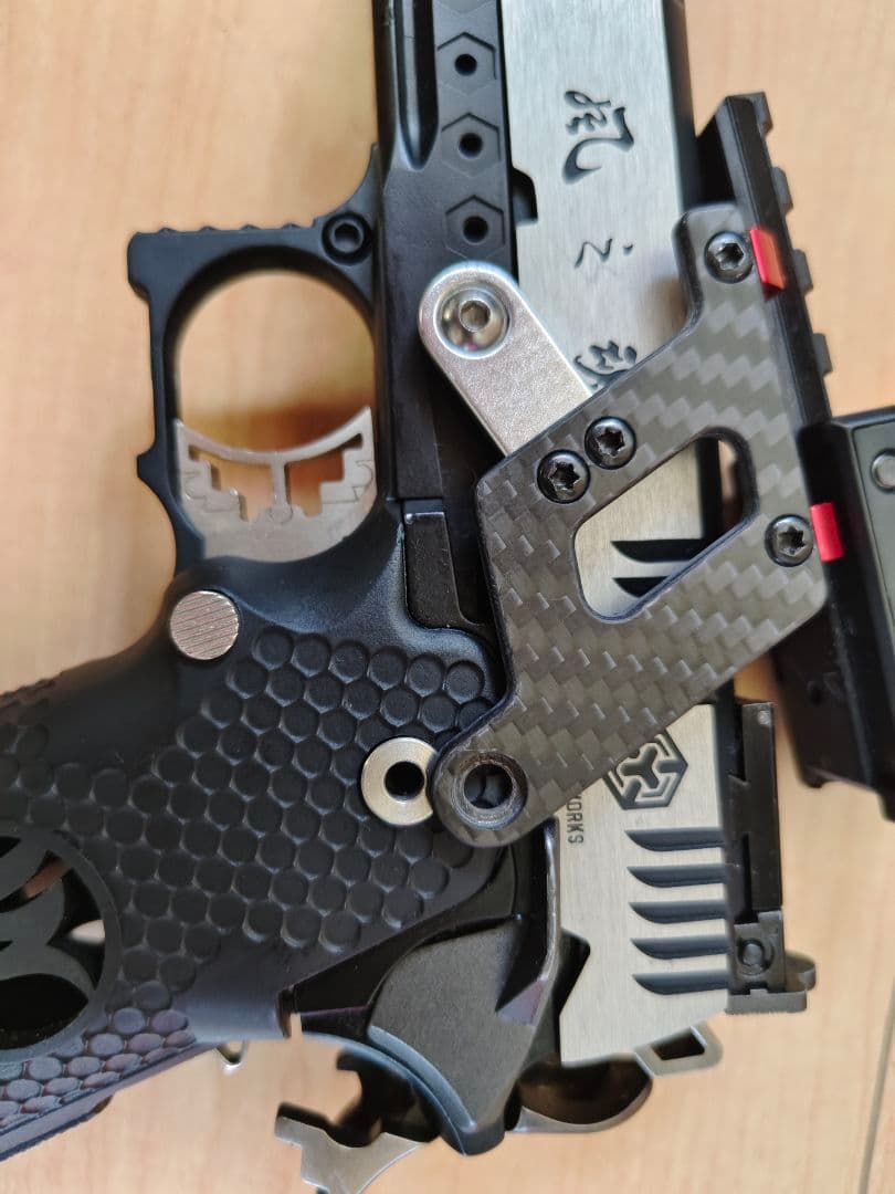 ARMORER WORKS　Hi-Capa 5.1 RazorCatタイプ