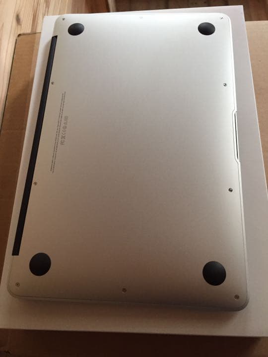 スマホ・タブレット・パソコン MacBook Air MD711J/A