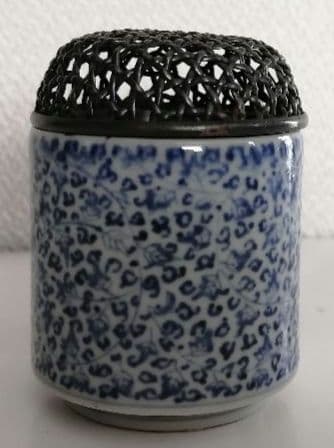 (専用)古伊万里　みじん唐草猪口　銀ホヤ付