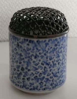 (専用)古伊万里　みじん唐草猪口　銀ホヤ付