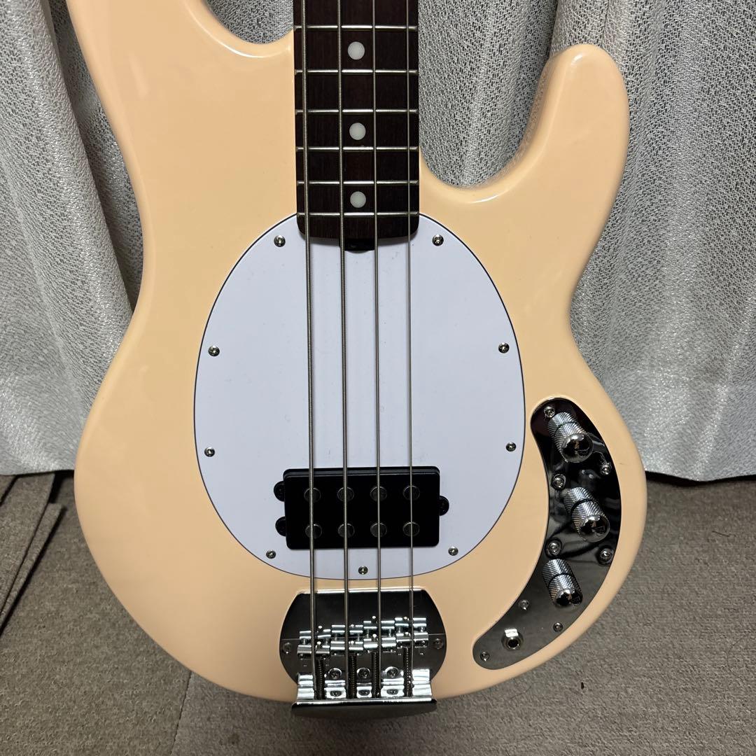 ベース sterling by MUSIC MAN stingray RAY-4