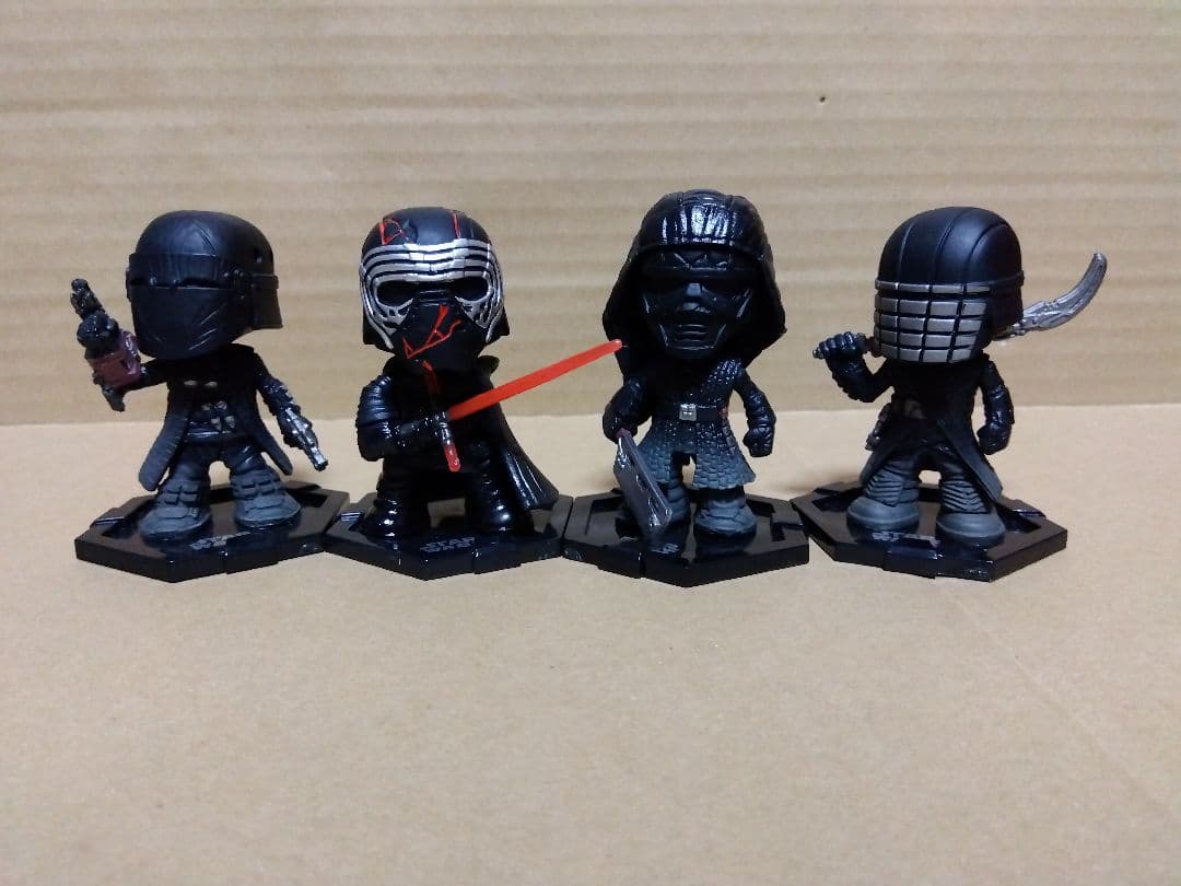 スター・ウォーズ　ミステリーミニ　カイロ・レン