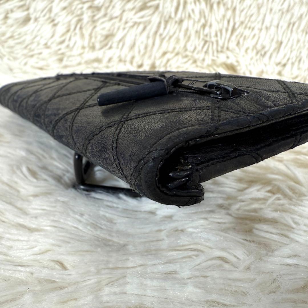 シャネル CHANEL ピコローレ 二つ折り長財布 キルティング 黒 レザー