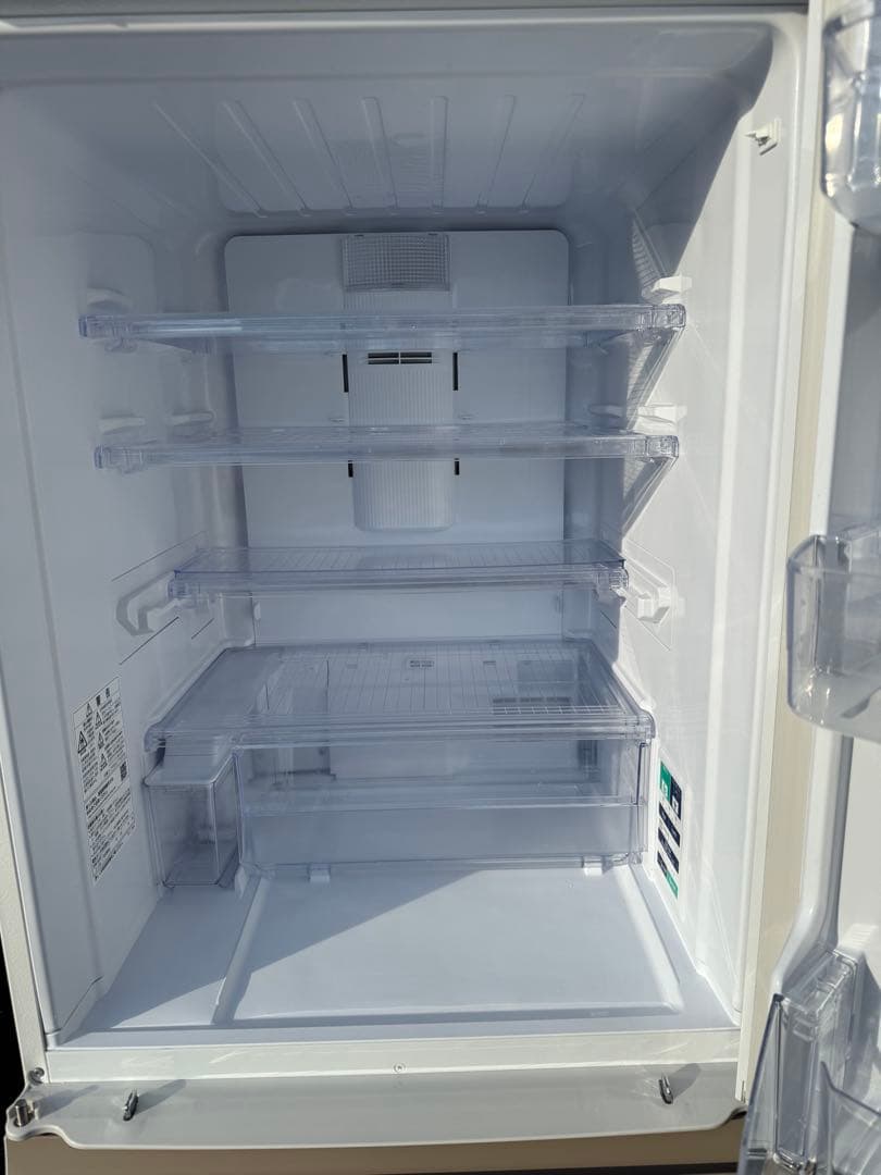 しょ2023年製SHARP SJ-GH35G-W 冷蔵庫