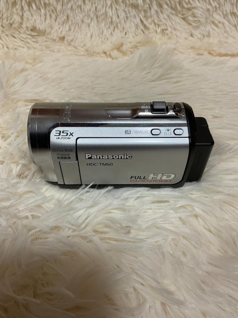 【美品　簡易動作確認済】Panasonic　HDC-TM60　シルバー　ビデオ