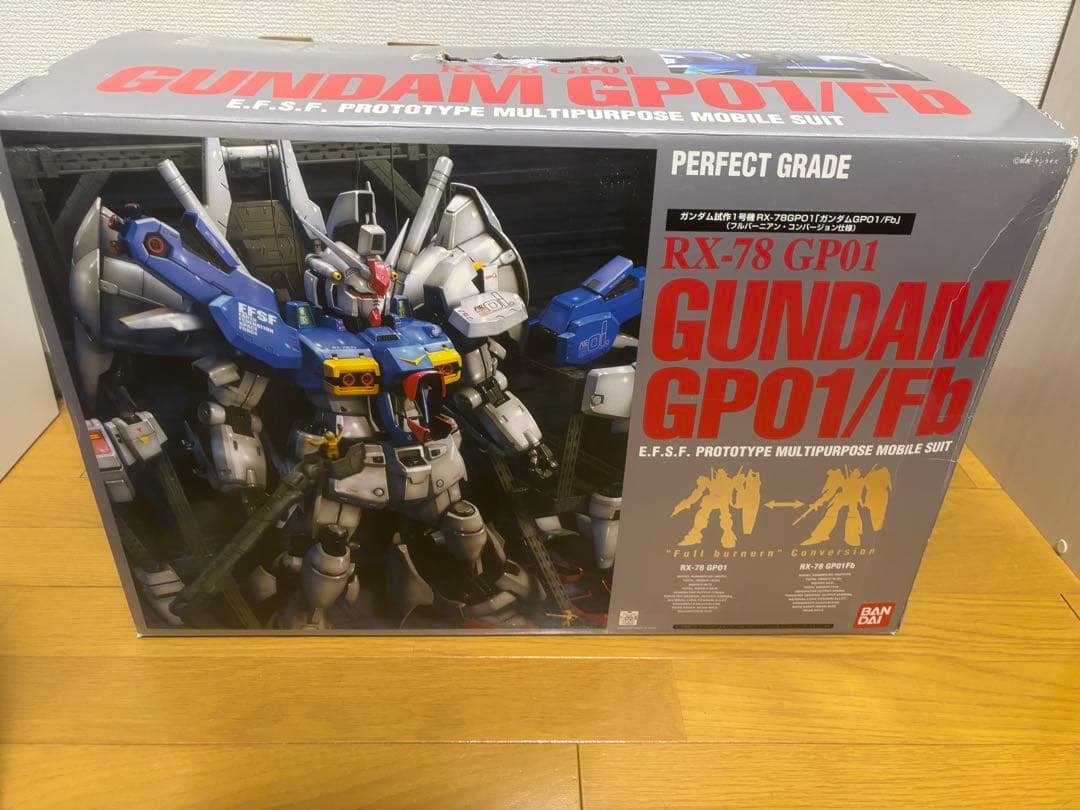 RX-78 GP01 GUNDAM GP01/Fbパーフェクトグレードプラモデル