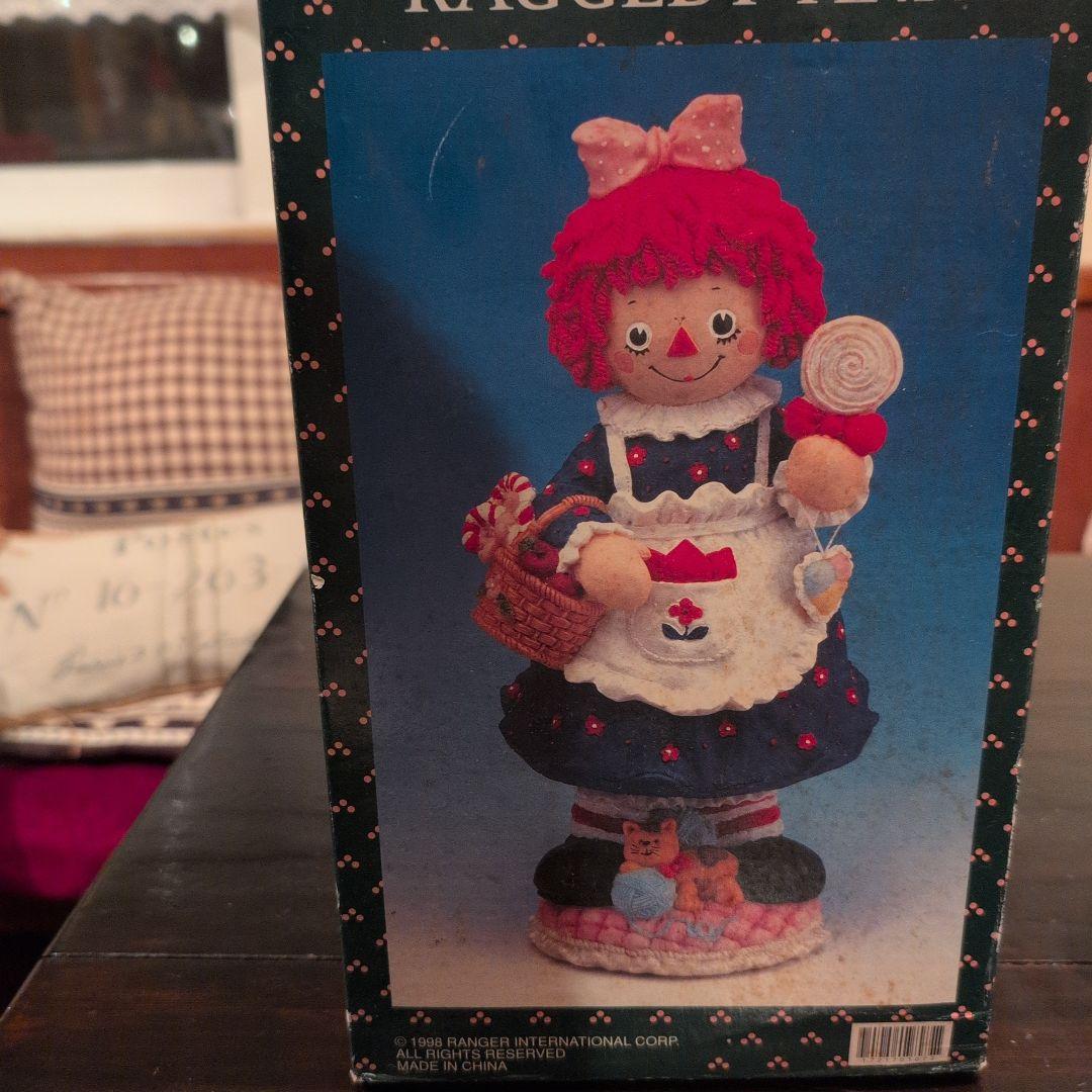 アン＆アンディ　陶器 オルゴールドール　ペア