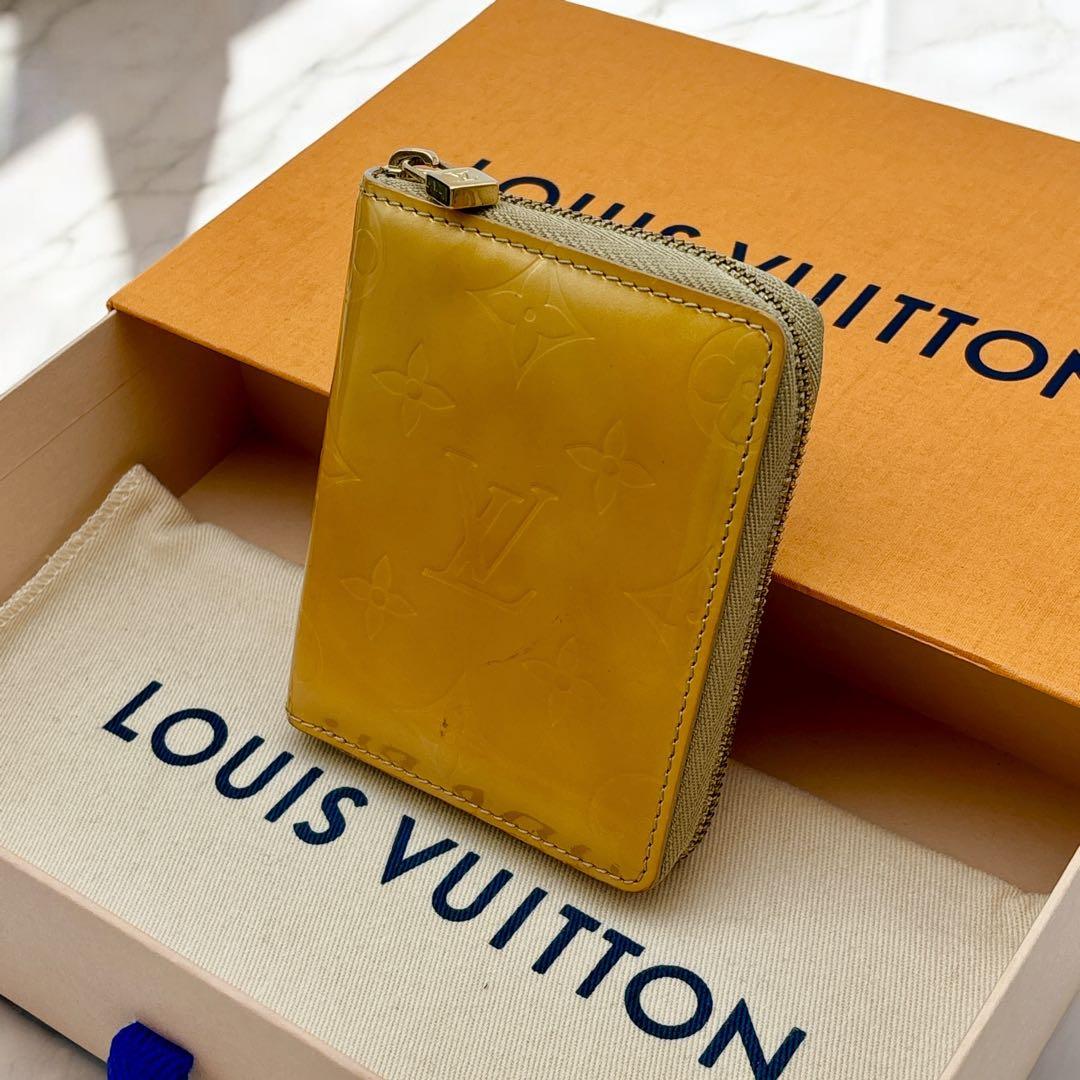 美品✨ルイヴィトン モノグラム ヴェルニ ブルーム ラウンドファスナー 折り財布